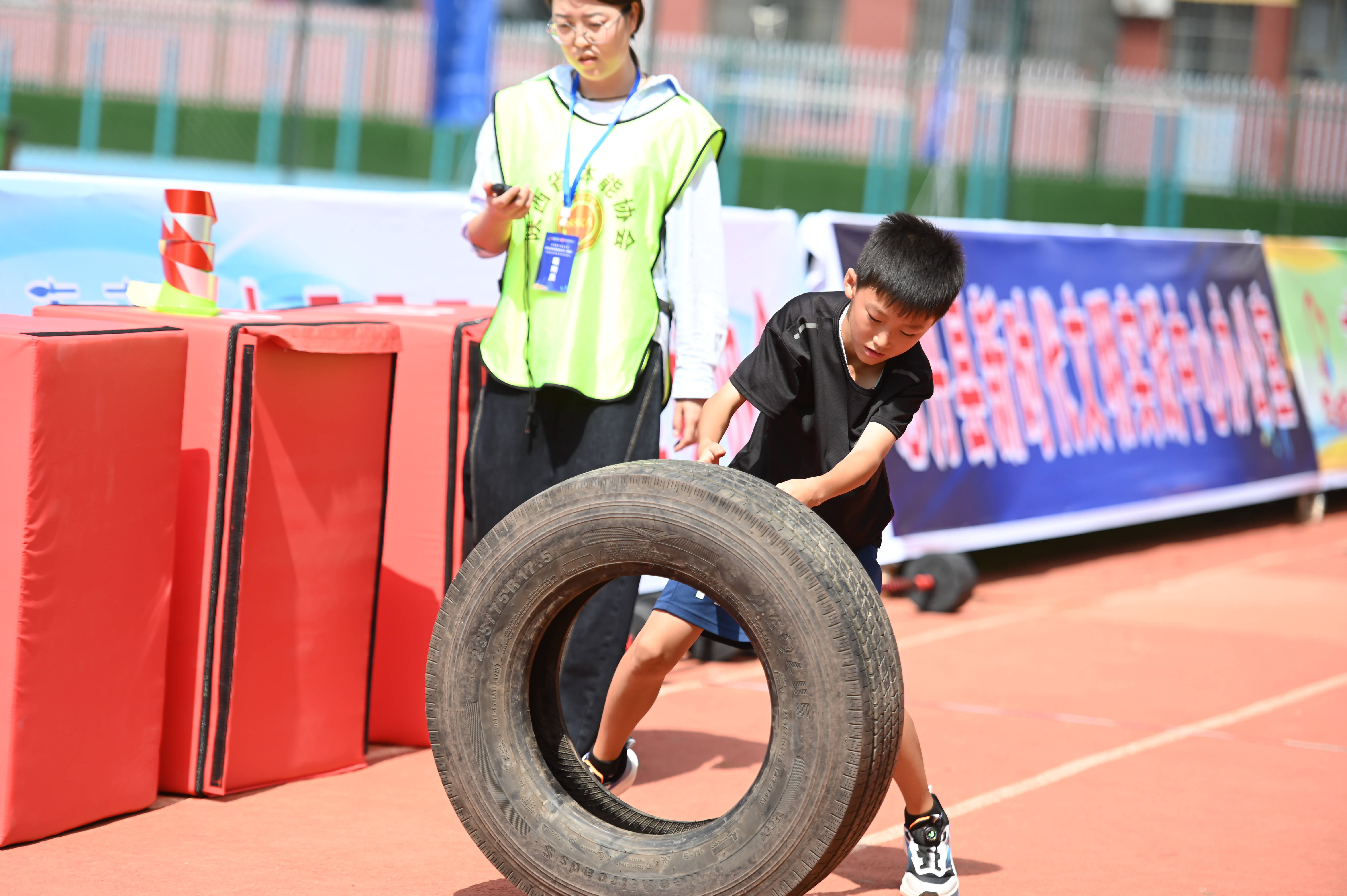 比赛强度提升考验体能储备(体能训练中那些素质对比赛成绩起决定性影响)